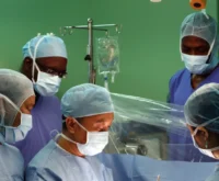 The Heart Institute offer high-quality care to Vietnamese patients suffering from heart diseases. Senegalese medical team trained to practice cardiac surgery.